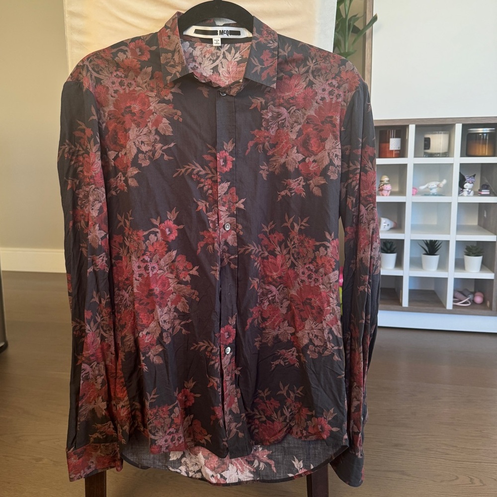 MCQ by Alexander McQueen black and red floral shirt Size XS